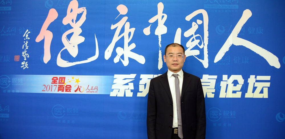 中國整形美容協(xié)會專職副秘書長曹德全