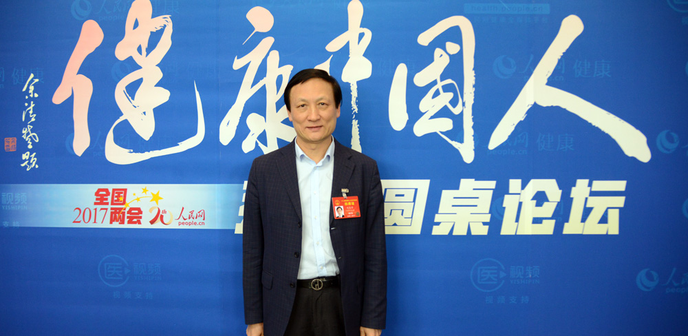 全國(guó)人大代表、北京大學(xué)第三醫(yī)院骨科主任劉忠軍