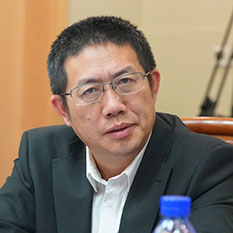 Lٲ